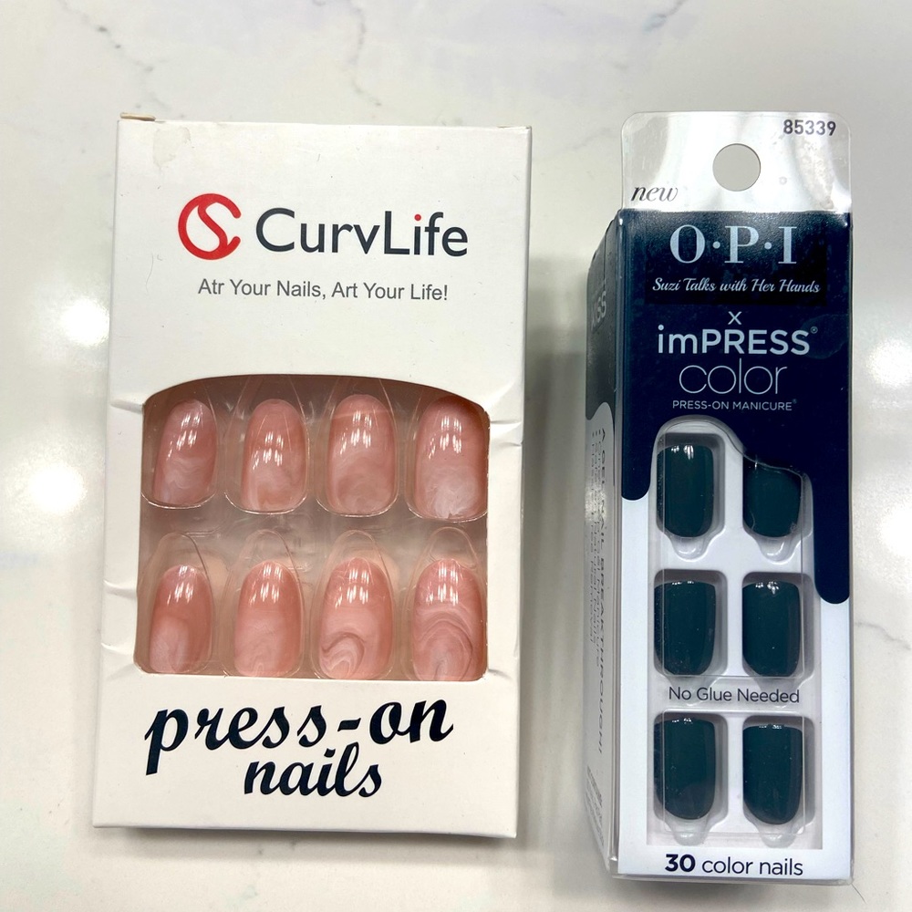 2 sets of new press on nails